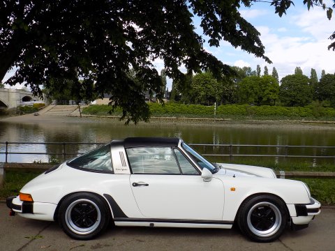 Porsche 911 CARRERA 3.2 TARGA 49