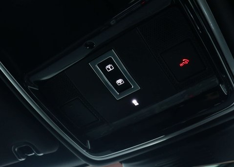 Land Rover Range Rover 3.0 Range Rover Vogue SDV6 Auto 4WD 5dr 47