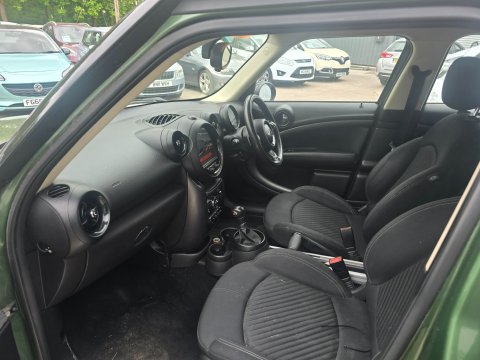 Mini Countryman COOPER SD 9