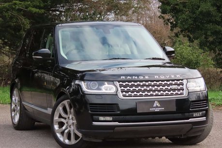 Land Rover Range Rover 3.0 TD V6 Vogue Auto 4WD Euro 5 (s/s) 5dr 4
