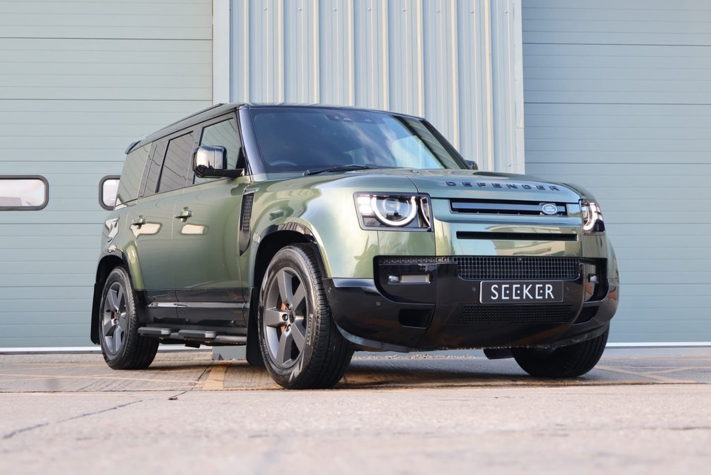 Land Rover Defender 110 2026    HARD TOP X-DYNAMIC 350 HSE seeker styled genuine rear seat fitted 3