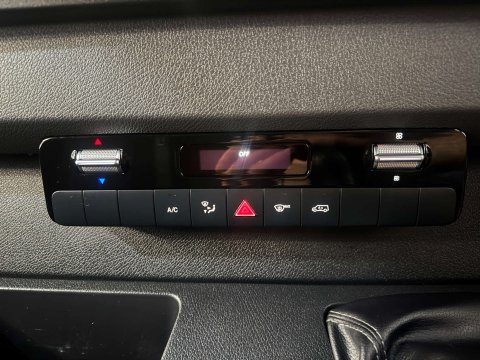 Mercedes-Benz Sprinter 2.0 Sprinter 315 Premium CDI LWB 25