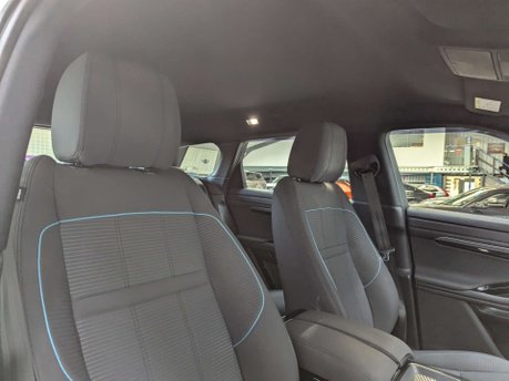 Land Rover Range Rover Evoque 2.0 Range Rover Evoque R-Dynamic D 4x2 5dr 42