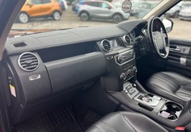 Land Rover Discovery SDV6 SE AUTO 7 SEATER 35