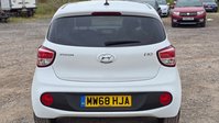 Hyundai i10 1.2 Premium SE Hatchback 5dr Petrol Auto Euro 6 (87 ps) 9