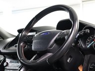 Ford Kuga ST-LINE 33