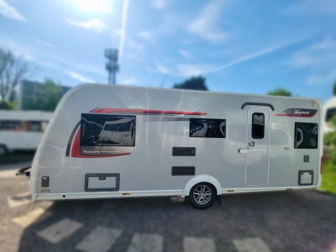 Elddis Affinity  530 Sussex Premier Edition Mayfield 8