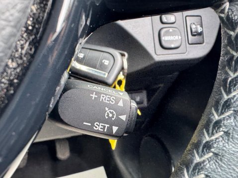Toyota Yaris 1.5 VVT-i Icon Tech Euro 6 5dr 24