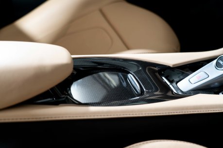 Ferrari Portofino FULL FSH. PASSENGER DISPLAY. SPORTS EXHAUST. MAGNERIDE SUSPENSION. 53