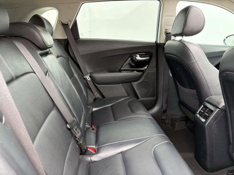 Kia Niro 1.6 Niro 4 HEV Semi-Auto 5dr 27