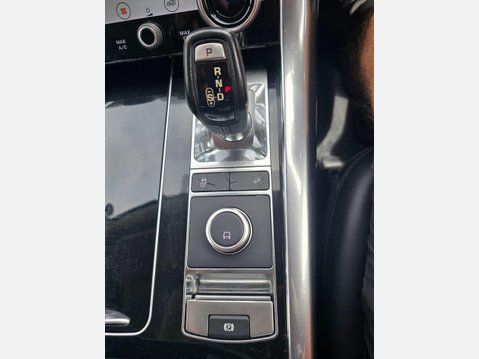Land Rover Range Rover Sport 2.0 SD4 HSE Auto 4WD Euro 6 (s/s) 5dr 23