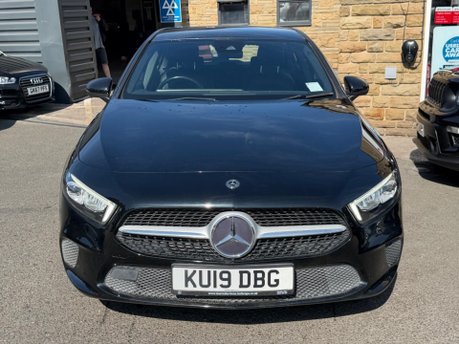 Mercedes-Benz A Class A 180 D SPORT 3