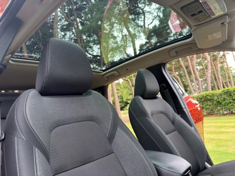 Nissan Qashqai DIG-T N-CONNECTA MHEV 15