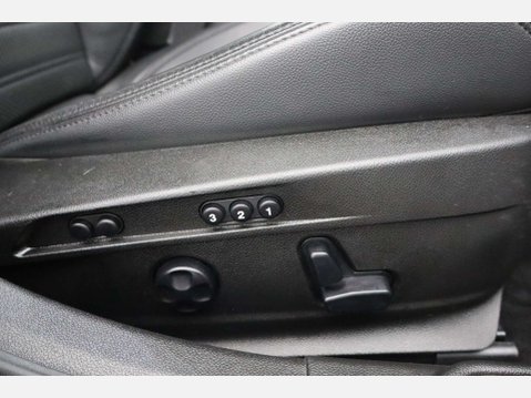 Alfa Romeo Giulia 2.1 Giulia Speciale TD Auto 4dr 17