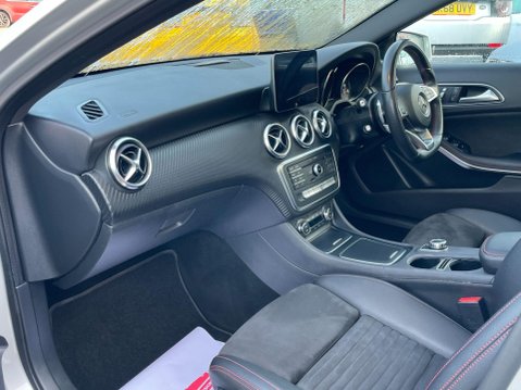 Mercedes-Benz A Class 2.1 A200d AMG Line (Premium Plus) 7G-DCT Euro 6 (s/s) 5dr 21