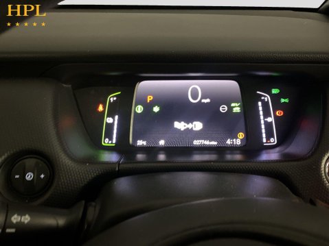 Honda Jazz 1.5 h i-MMD SE Hatchback 5dr Petrol Hybrid eCVT Euro 6 (s/s) (109 ps) 13