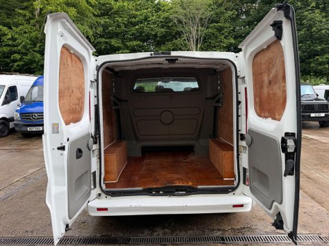 Vauxhall Vivaro 2.0 2900 CDTi Sportive Crew Van 5dr Diesel Manual FWD L1 (195 g/km, 113 bhp 32