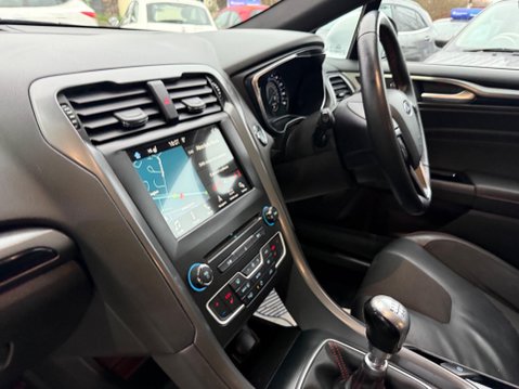 Ford Mondeo 2.0 TDCi ST-Line Edition Euro 6 (s/s) 5dr 39