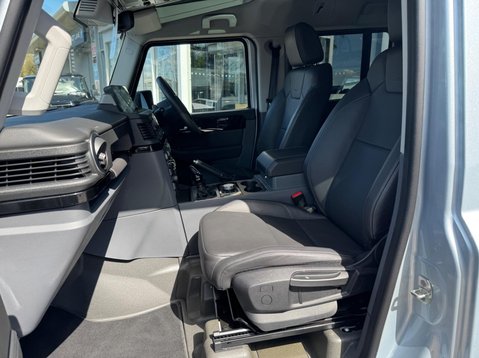 Ineos Grenadier FIELDMASTER EDITION 44