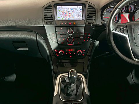 Vauxhall Insignia SE NAV CDTI 15