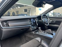 Volvo V90 2.0 D5 PowerPulse R-Design Pro Estate 5dr Diesel Auto AWD Euro 6 (235 ps) 18