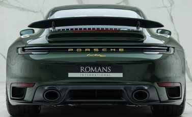 Porsche 911 Turbo 50 YEARS (992) 8