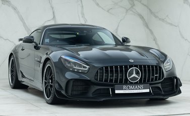 Mercedes-Benz AMG GT R PRO 6
