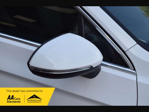 Volkswagen Passat 2.0 Passat SE Business TDI BlueMotion Technology 4dr 16
