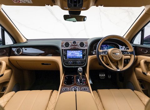 Bentley Bentayga W12 Mulliner 17