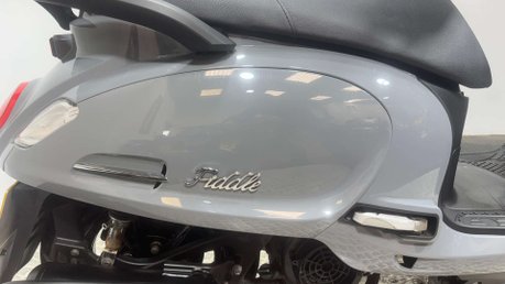 SYM Fiddle 2025 ONLY 2K 1 OWNER 125CC LEARNER SCOOTER WITH TOP BOX 16