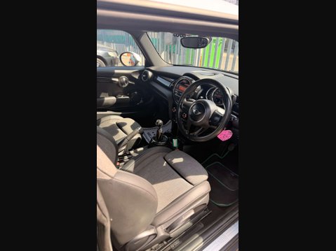 Mini Hatch 1.5 Cooper D 3dr 13