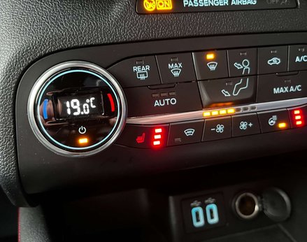 Ford Kuga 1.5 Kuga ST-Line X Edition EcoBlue Auto 5dr 50