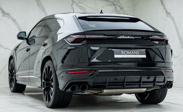 Lamborghini Urus 7