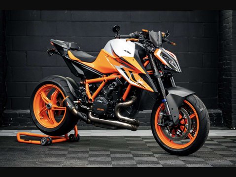 KTM 1290 Super Duke R 1.3 1290 Super Duke R 2