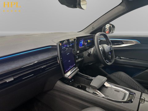 Renault Rafale 1.2 E-TECH 22kWh techno esprit Alpine SUV 5dr Petrol Plug-in Hybrid Auto 4W 15