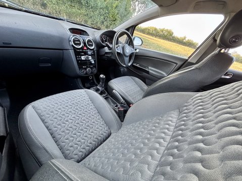 Vauxhall Corsa 1.4 SE Great Condition FANTASTIC VALUE 10