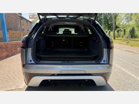 Land Rover Range Rover Velar 2.0 Range Rover Velar R-Dynamic S D MHEV Auto 4WD 5dr 16