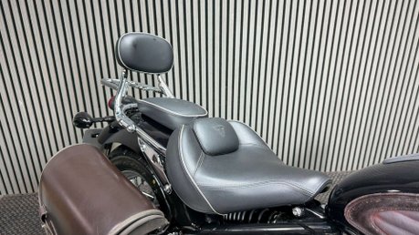 Triumph Speedmaster 2019 ONLY 24K LONG MOT PANNIERS SISSY BAR CRUISER ROADSTER 17