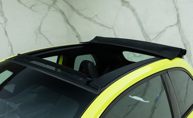 Abarth 500e Scorpionissima Cabrio 38