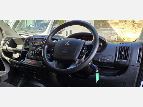 Peugeot Boxer 2.2 BlueHDi 435 Professional Panel Van 5dr Diesel Manual L4 H2 Euro 6 (s/s) 29