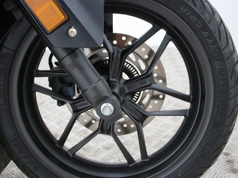 Honda Forza 350 NSS 350 A-R 25