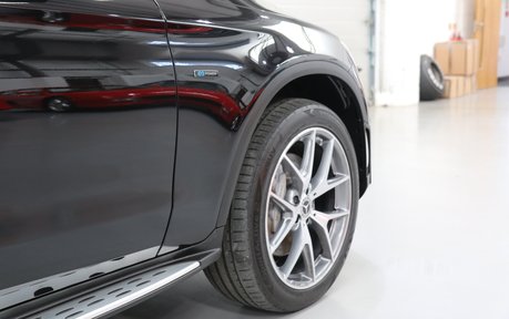Mercedes-Benz GLC 300 DE 4Matic AMG Line Premium Plus - Full Mercedes Benz Service History 12