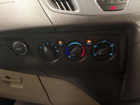Ford Transit Custom 2.2 TDCi 290 Limited L2 H1 5dr 19