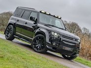 Land Rover Defender D300 X-Dynamic HSE URBAN 19
