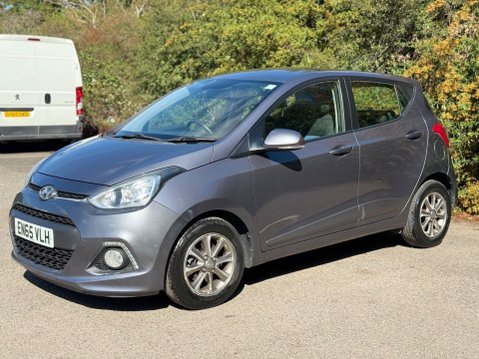 Hyundai i10 1.2 Premium Euro 5 5dr 3