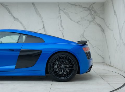 Audi R8 V10 PLUS 38