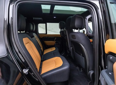 Land Rover Defender X 10