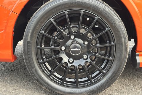 Ford Transit Custom 320 L1 Sport 185 ps DCIV Automatic 38