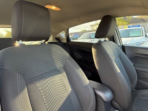 Ford Fiesta 1.0T EcoBoost Titanium Powershift Euro 5 5dr 16