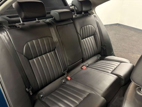 Skoda Superb 2.0 Superb SE L Executive TDI Semi-Auto 5dr 30